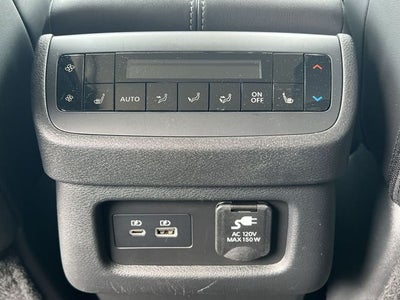 2024 Nissan Pathfinder Platinum