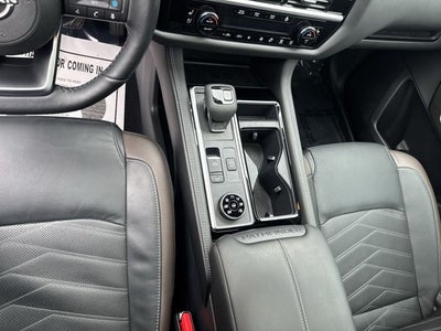 2024 Nissan Pathfinder Platinum