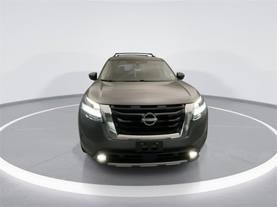 2022 Nissan Pathfinder Platinum
