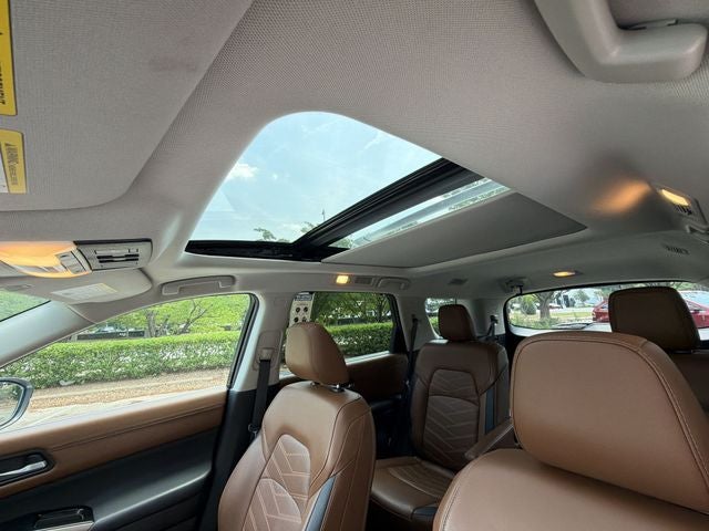 2023 Nissan Pathfinder Platinum