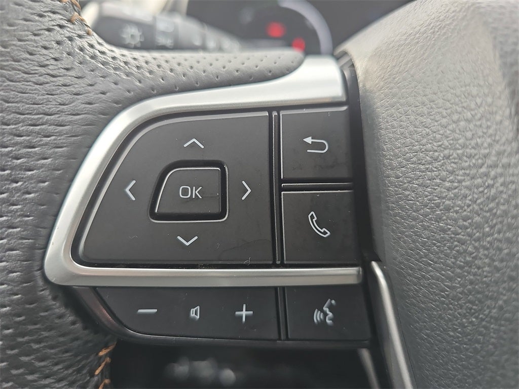 2023 Toyota Sienna Woodland Edition 7 Passenger