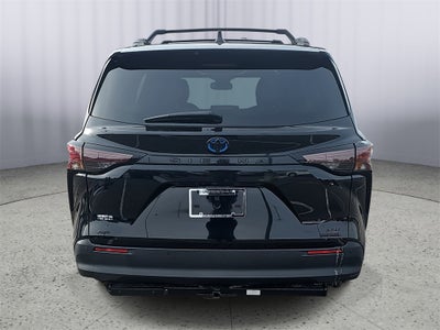 2023 Toyota Sienna Woodland Edition 7 Passenger