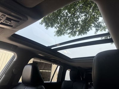 2022 Toyota Highlander Hybrid Platinum