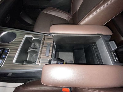 2023 Toyota Sienna Platinum 7 Passenger