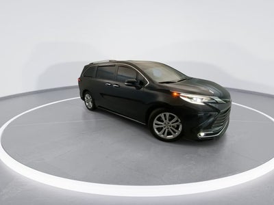 2023 Toyota Sienna Platinum 7 Passenger