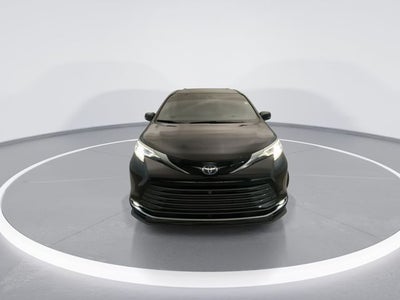 2023 Toyota Sienna Platinum 7 Passenger