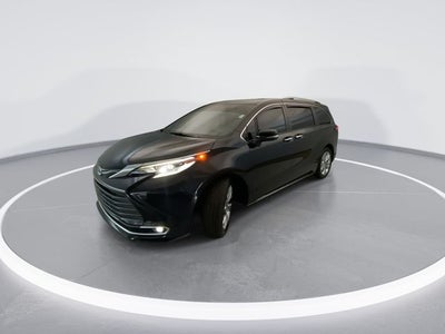 2023 Toyota Sienna Platinum 7 Passenger