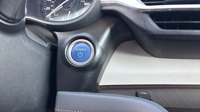 2023 Toyota Sienna XLE 8 Passenger