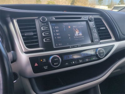 2019 Toyota Highlander Base