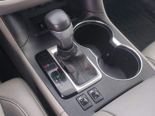 2019 Toyota Highlander Base
