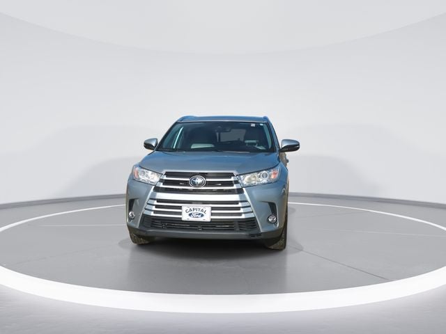 2019 Toyota Highlander Base