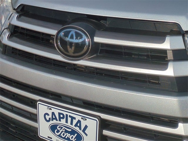 2019 Toyota Highlander Base