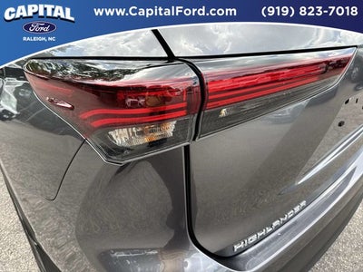 2024 Toyota Highlander Hybrid XLE
