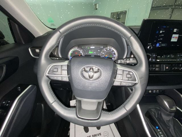 2025 Toyota Highlander Hybrid XLE