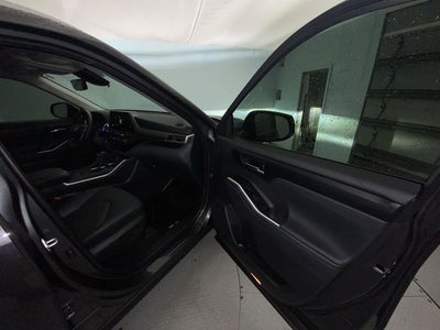2025 Toyota Highlander Hybrid XLE