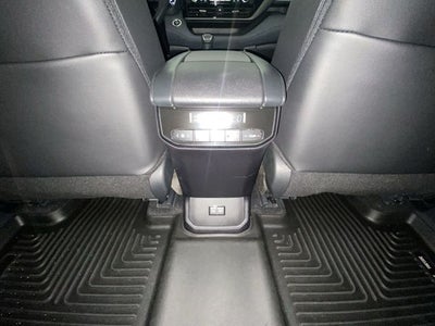 2025 Toyota Highlander Hybrid XLE