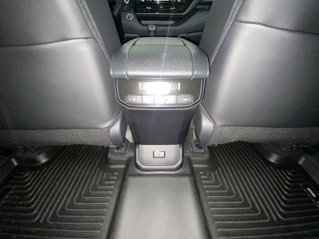 2025 Toyota Highlander Hybrid XLE