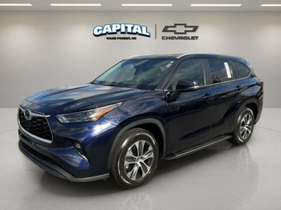 2023 Toyota Highlander XLE