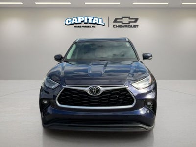 2023 Toyota Highlander XLE