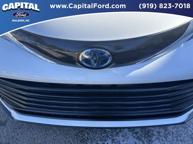 2024 Toyota Sienna LE 8 Passenger