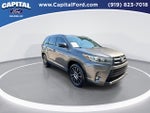 2017 Toyota Highlander SE