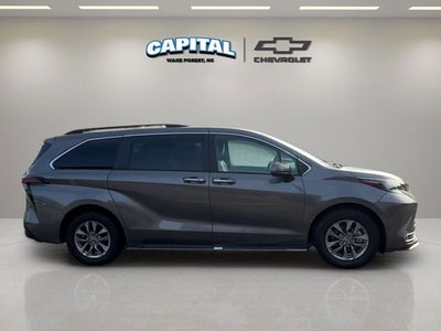 2024 Toyota Sienna XLE