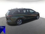 2022 Toyota Sienna Limited 7 Passenger