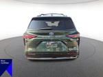 2022 Toyota Sienna Limited 7 Passenger