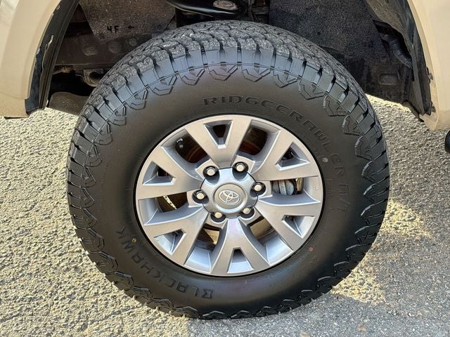 2018 Toyota Tacoma SR5 V6