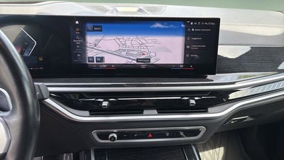 2023 BMW X7 M60i