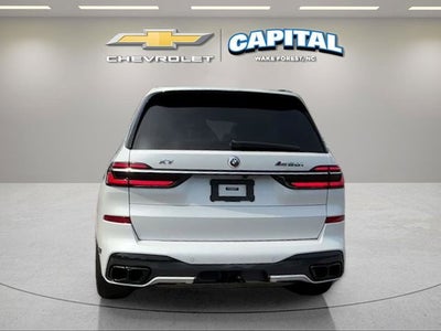 2023 BMW X7 M60i