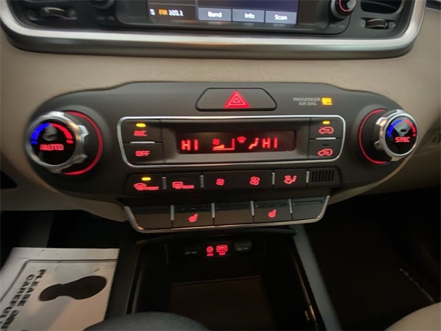 2020 Kia Sorento LX