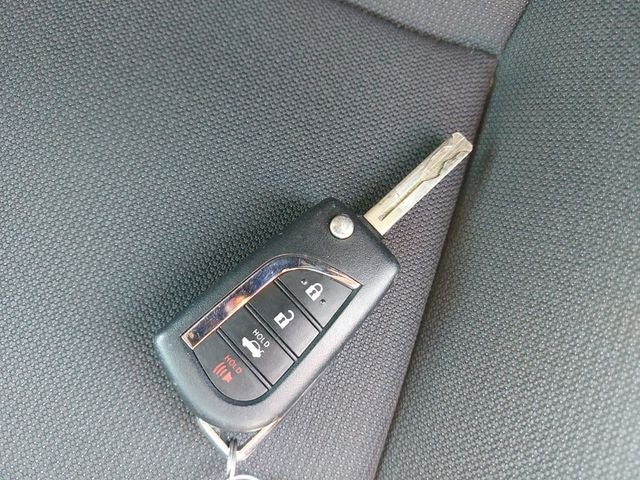 2024 Toyota Corolla LE 20995