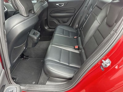 2020 Volvo S60 T5 Momentum