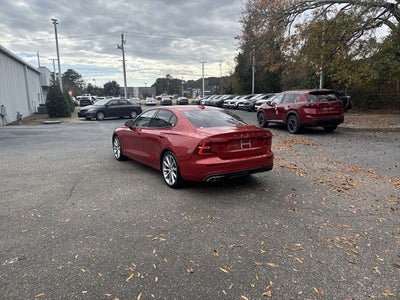 2020 Volvo S60 T5 Momentum