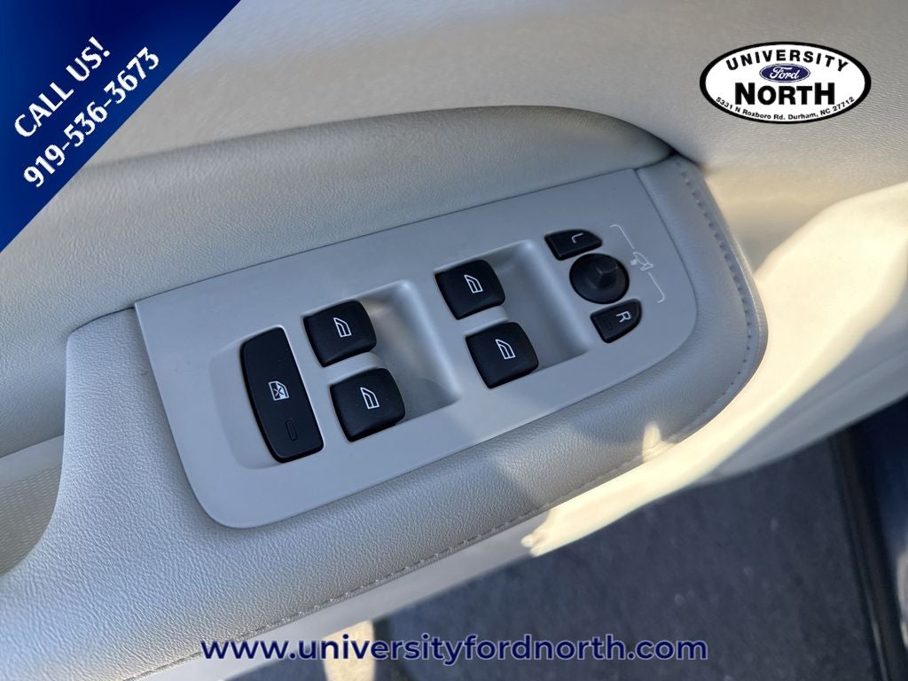 2024 Volvo S60 B5 Core Dark Theme