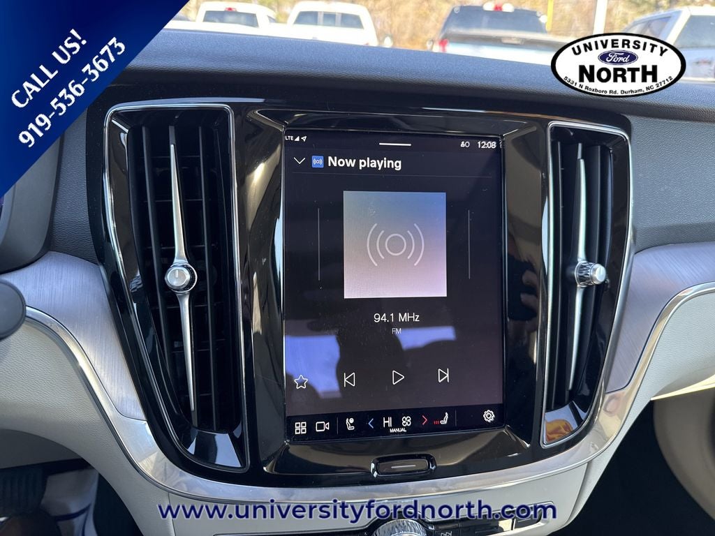 2024 Volvo S60 B5 Core Dark Theme