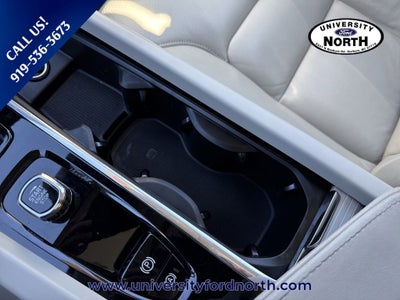 2024 Volvo S60 B5 Core Dark Theme