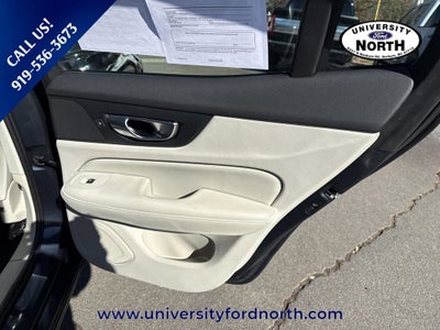 2024 Volvo S60 B5 Core Dark Theme