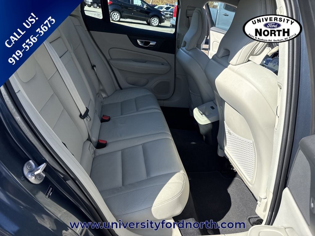 2024 Volvo S60 B5 Core Dark Theme