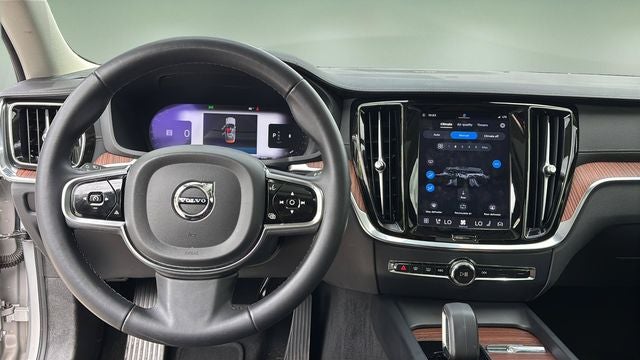 2024 Volvo S60 Ultimate