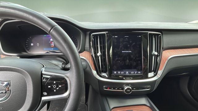 2024 Volvo S60 Ultimate