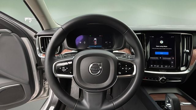 2024 Volvo S60 Ultimate