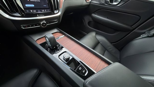 2024 Volvo S60 Ultimate