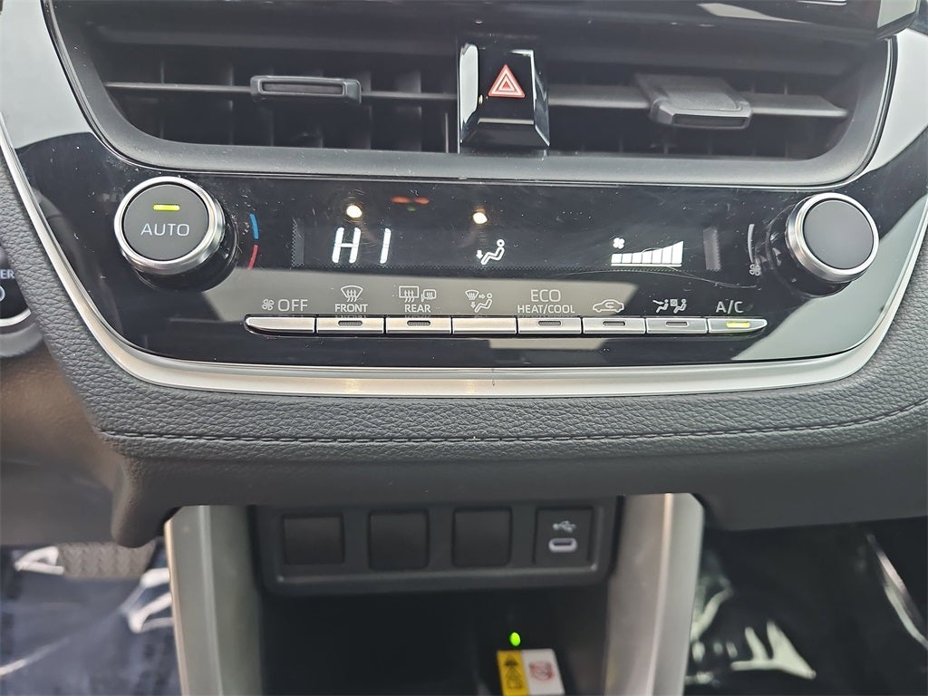 2023 Toyota Corolla Cross Hybrid SE