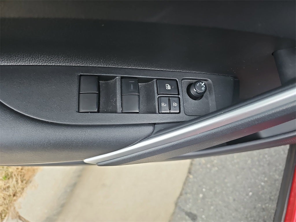 2023 Toyota Corolla Cross Hybrid SE