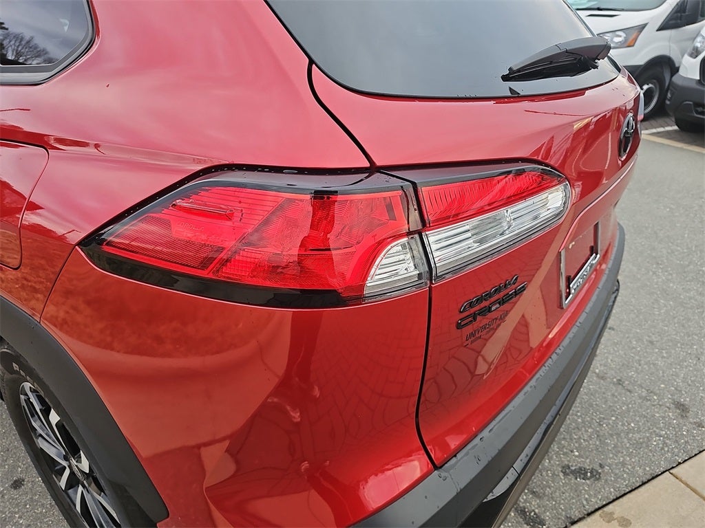 2023 Toyota Corolla Cross Hybrid SE