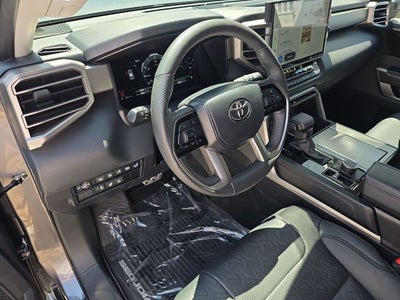 2024 Toyota Sequoia SR5