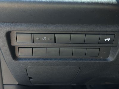 2024 Mitsubishi Outlander Base