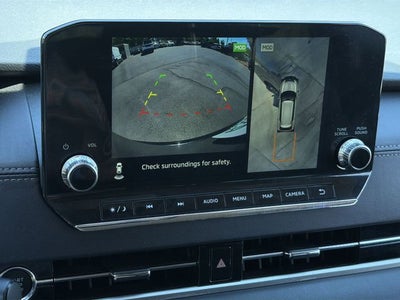 2024 Mitsubishi Outlander Base